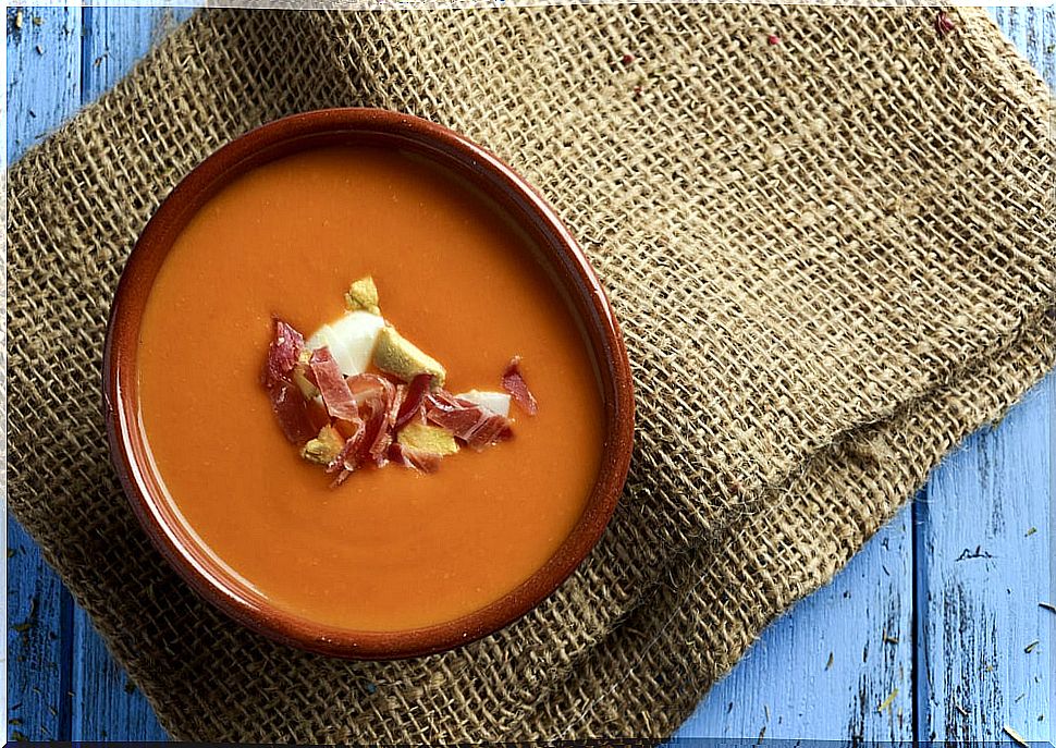 Gluten-free salmorejo