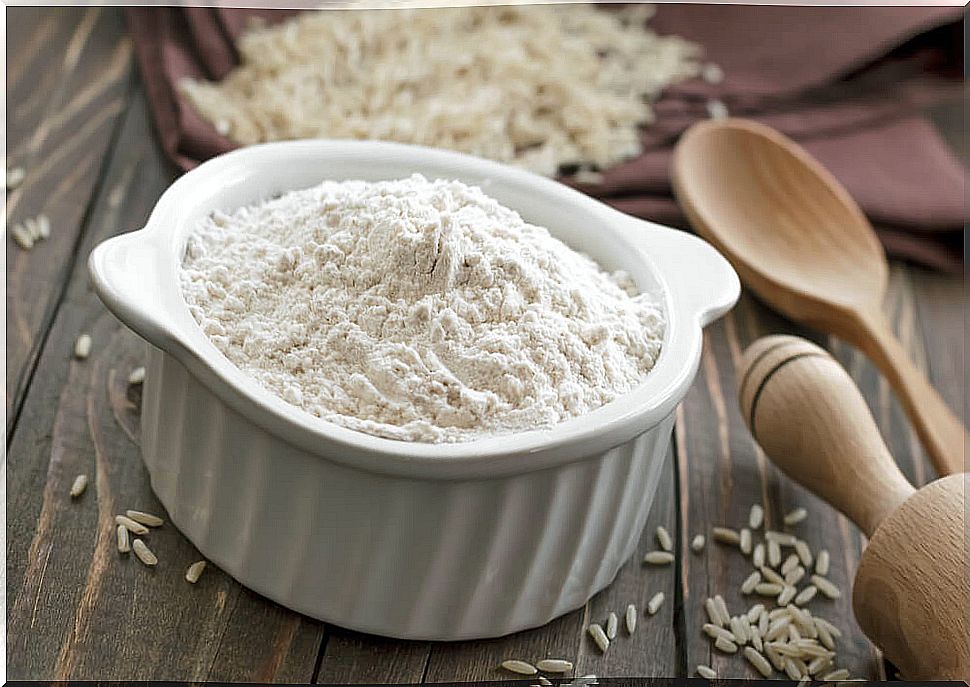 Breaded fish can also be made with flour.