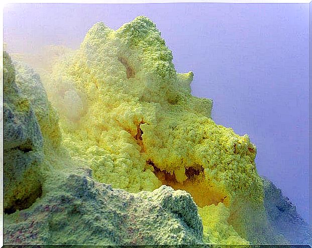 Sulfur: uses and health benefits