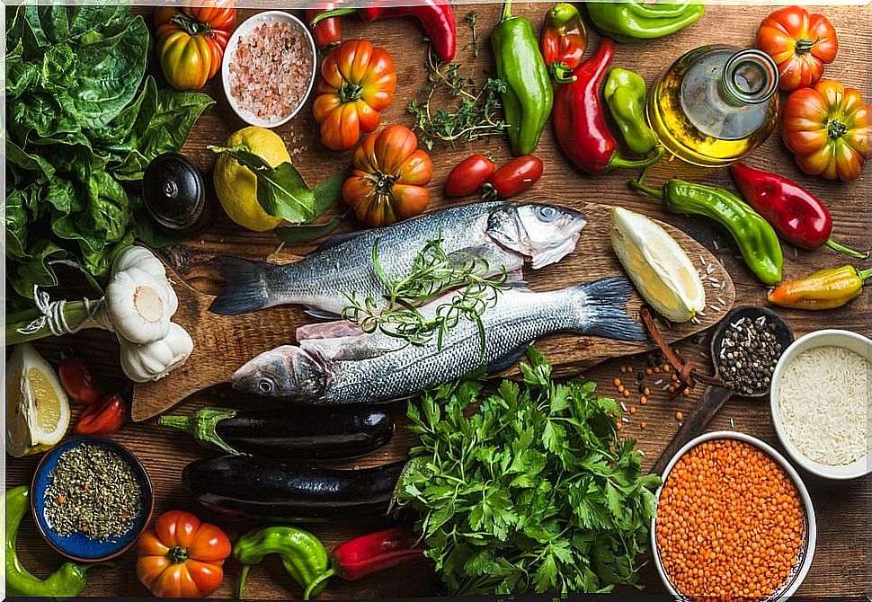 What are the cardiovascular benefits of the Mediterranean diet?